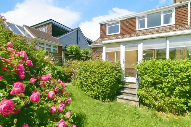 5 bedroom semi-detached house for sale