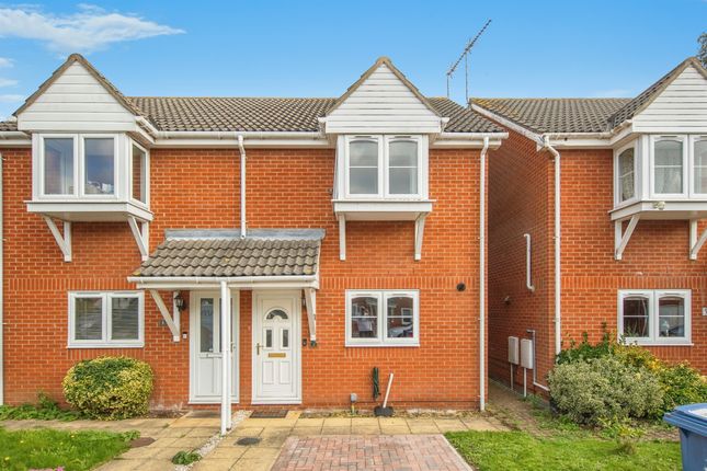 2 bedroom semi-detached house for sale