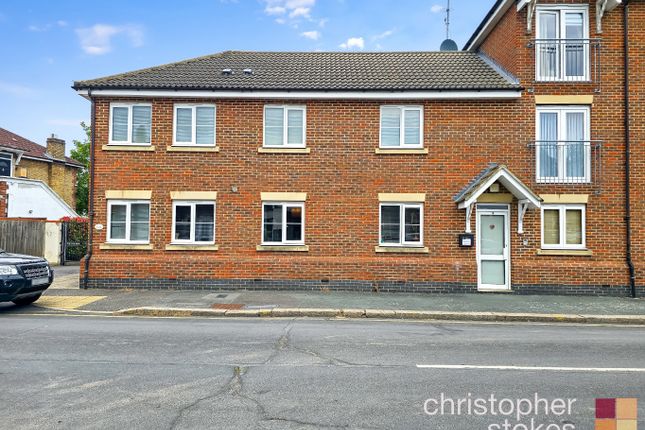 Glebe Court, Clarendon Road... 2 bed ground floor maisonette for sale