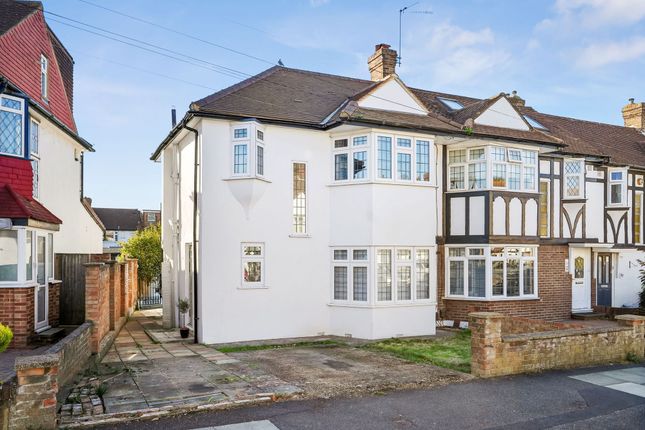 Aragon Road, Morden, SM4 3 bed end of terrace house for sale