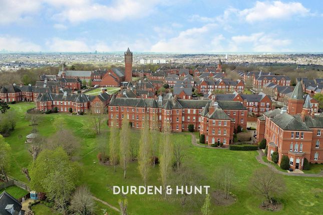 Devonshire House, Repton Park, IG8 2 bed apartment for sale