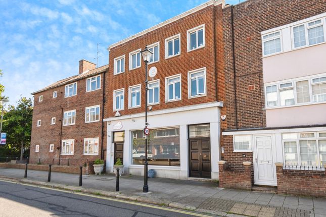 Terraced house for sale