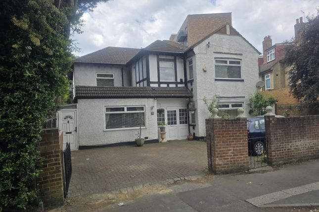 7 bed detached house