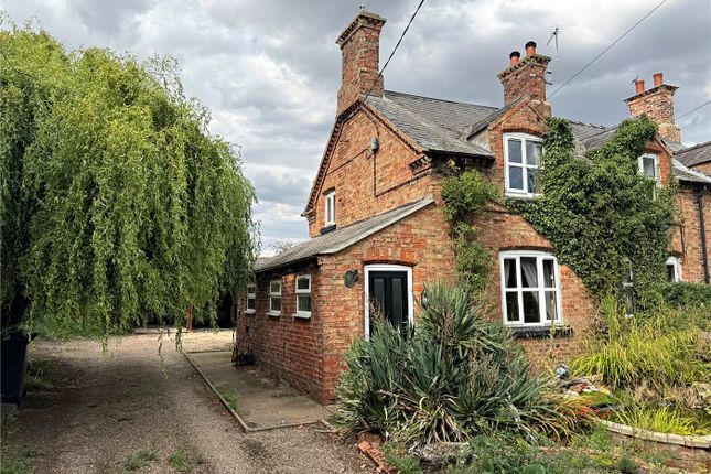 Main Street, Swarby, Sleaford, NG34 2 bed semi