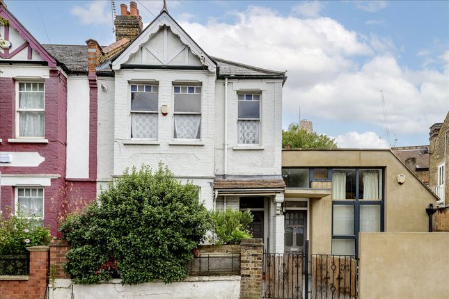 Shepherd's Bush W12 W12 3 bed flat for sale