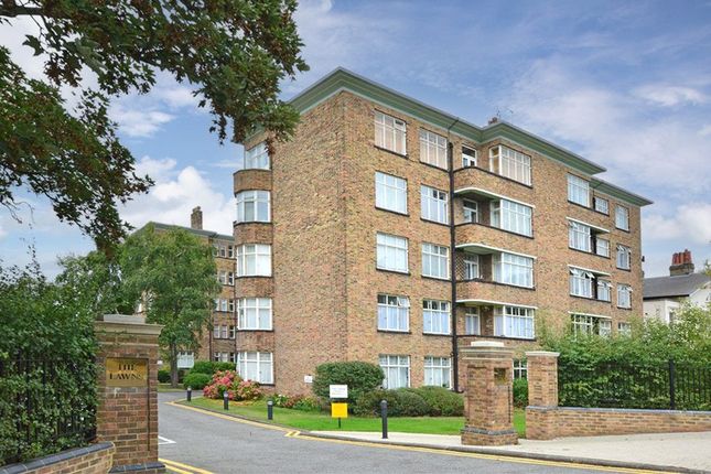 The Lawns, Lee Terrace, Blackheath... 3 bed apartment for sale