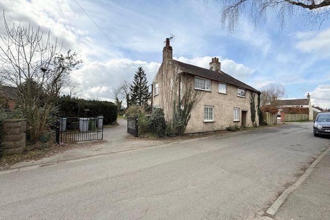 6 bedroom detached house for sale