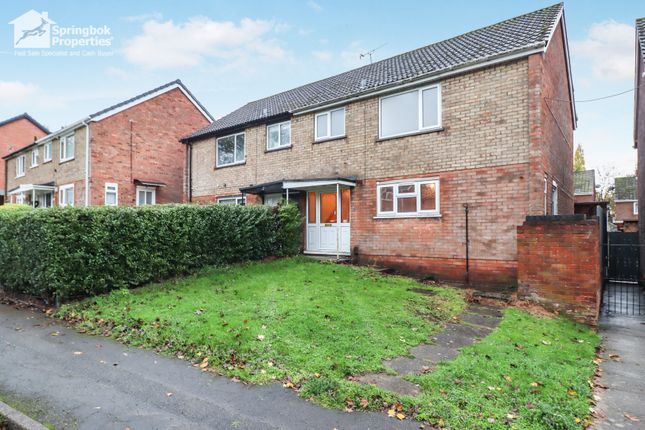3 bedroom semi-detached house for sale