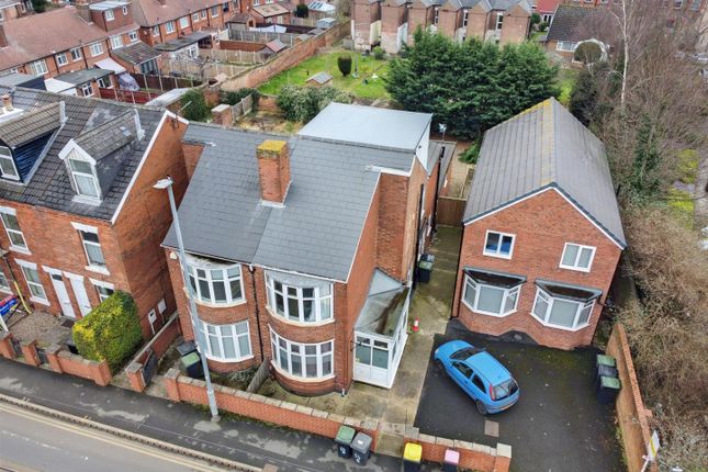 Middle Street, Beeston, Nottingham 3 bed duplex for sale