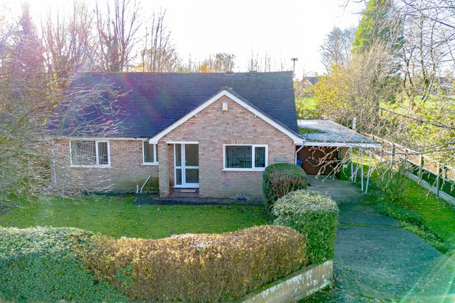 2 bedroom detached bungalow for sale