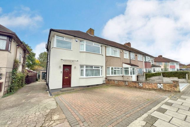 Stox Mead, Harrow HA3 3 bed end of terrace house for sale
