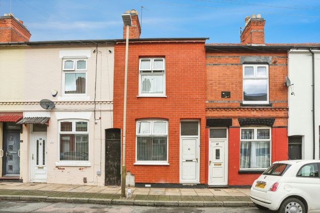 3 bed semi-detached house