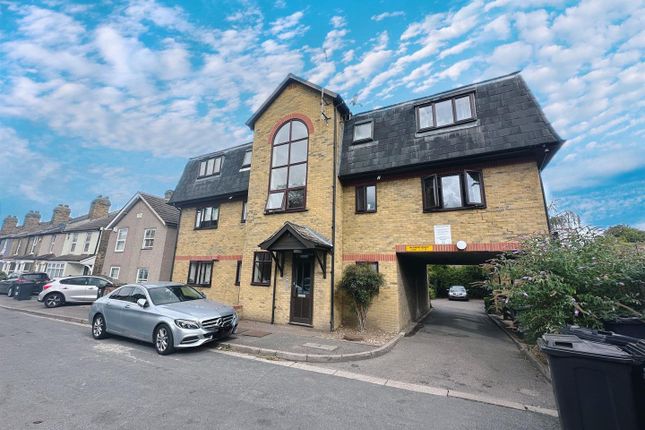 1 bed flat