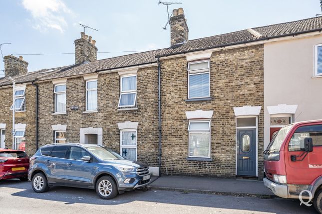 Epps Road, Sittingbourne, Kent, ME10 3 bed terraced house for sale