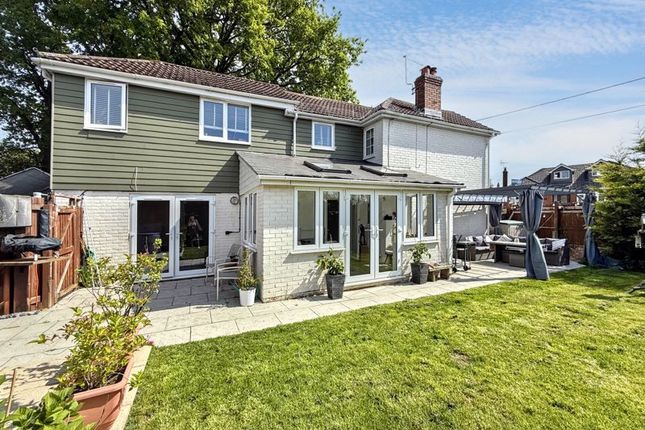 Hayes Lane, Colehill, Wimborne, BH21 5 bed detached house for sale