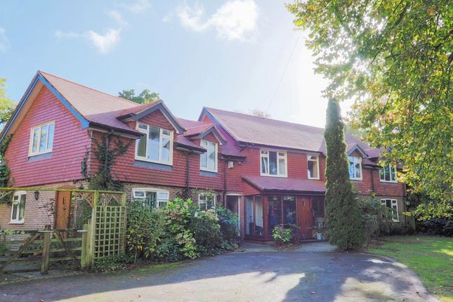 6 bedroom detached house for sale