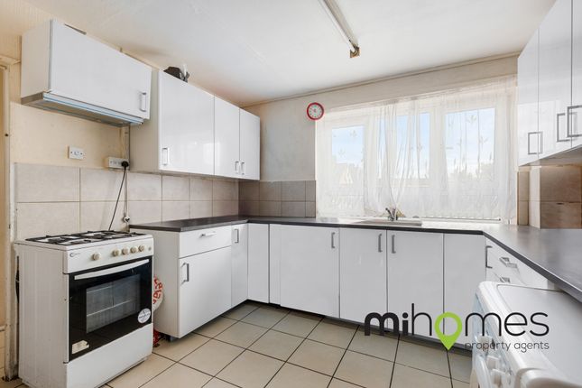 2 bedroom maisonette for sale