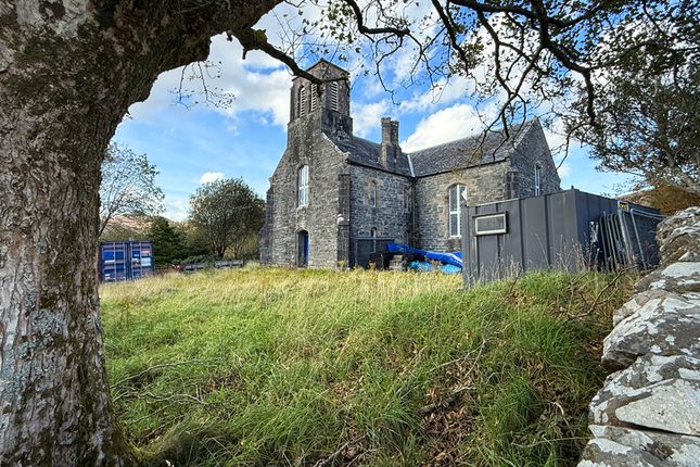 1 bed detached house