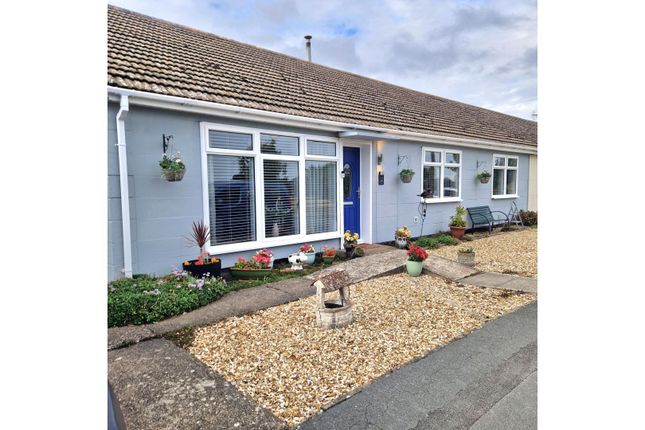 3 bedroom semi-detached bungalow for sale