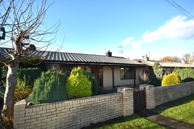 2 bedroom semi-detached bungalow for sale