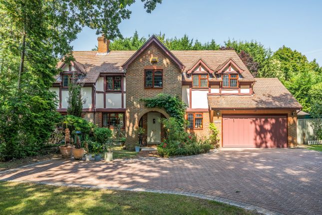 Lebanon Drive, Cobham, KT11 5 bed detached house for sale