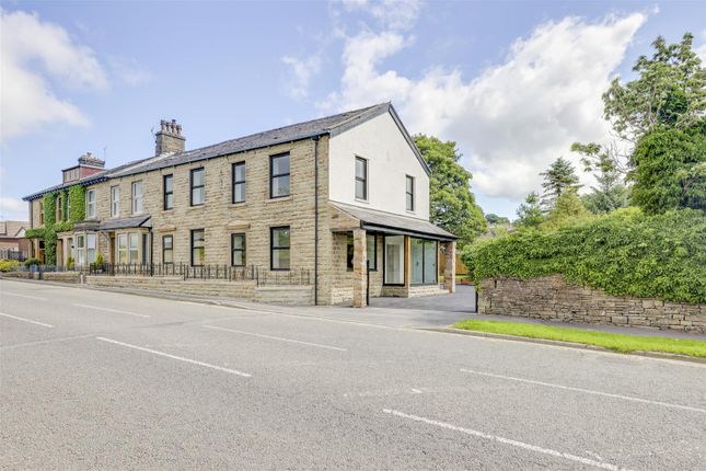 Burnley Road, Loveclough, Rossendale 4 bed townhouse for sale