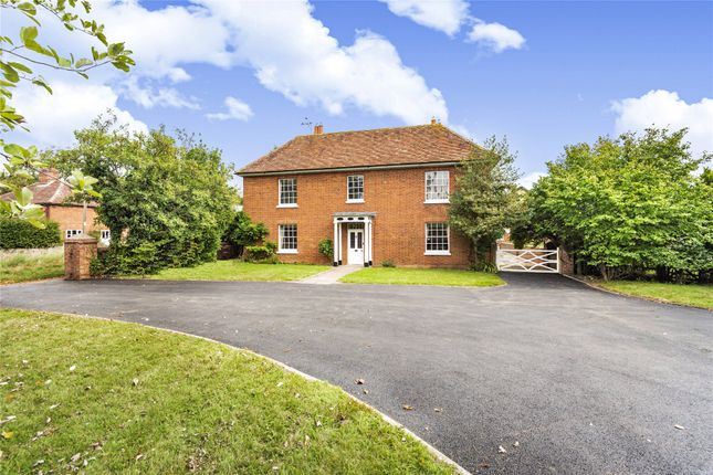 6 bed detached house