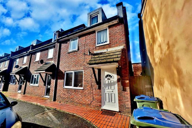 Steyne Street, West Sussex PO21 2 bed end of terrace house for sale
