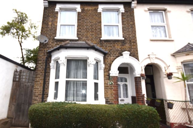 43 Lonsdale Avenue, E6 2 bed terraced house for sale