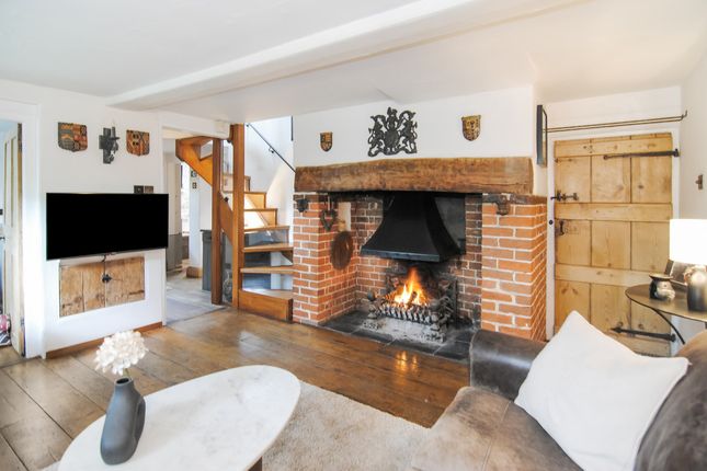 4 bedroom end of terrace house for sale