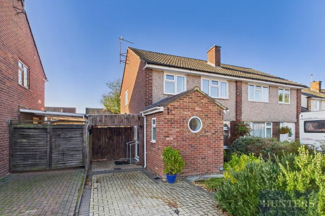 Kingscote Road West, Hatherley... 3 bed semi