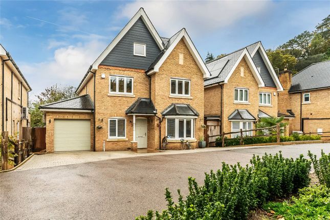 Somerset Gardens, Redhill, Surrey, RH1 5 bed detached house for sale