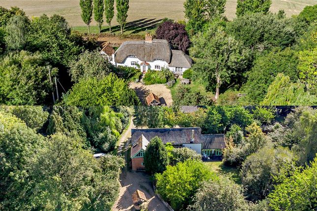 Brightwalton, Newbury, Berkshire, RG20 6 bed detached house for sale
