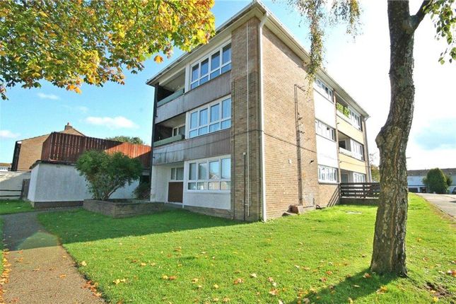 Chetwode Road, Tadworth KT20 2 bed flat for sale