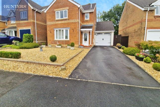 Ffridd Las, Bridgend 3 bed detached house for sale