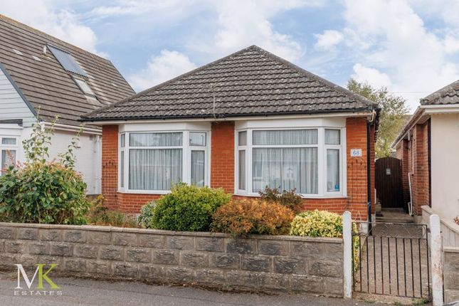 Headswell Crescent, Bournemouth BH10 2 bed bungalow for sale