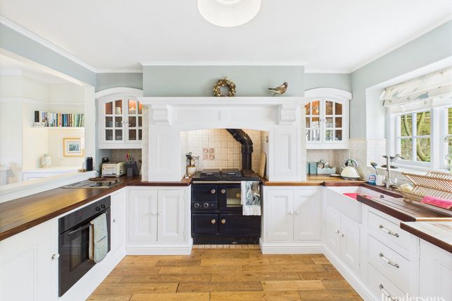 3 bedroom cottage for sale