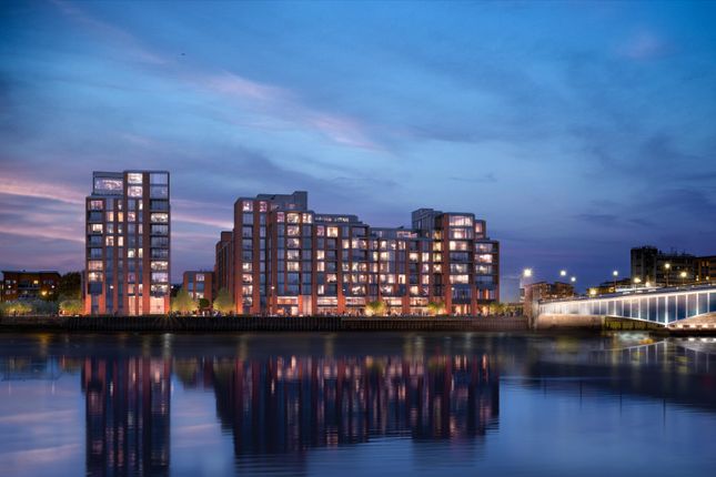 Hurlingham Waterfront, Carnwath Road... 2 bed flat for sale