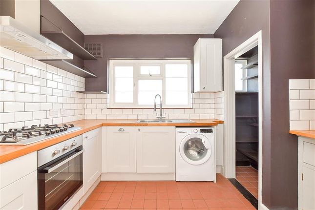 Havelock Road, Southsea, Hampshire 3 bed apartment for sale