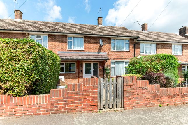 New Causeway, Reigate RH2 2 bed terraced house for sale