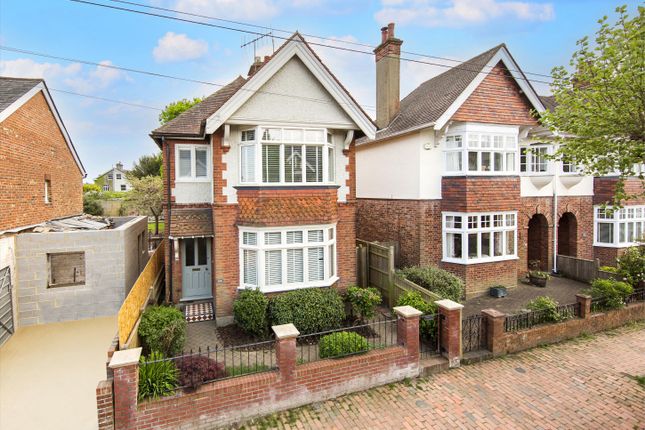 Stephens Road, Tunbridge Wells, Kent... 4 bed detached house for sale