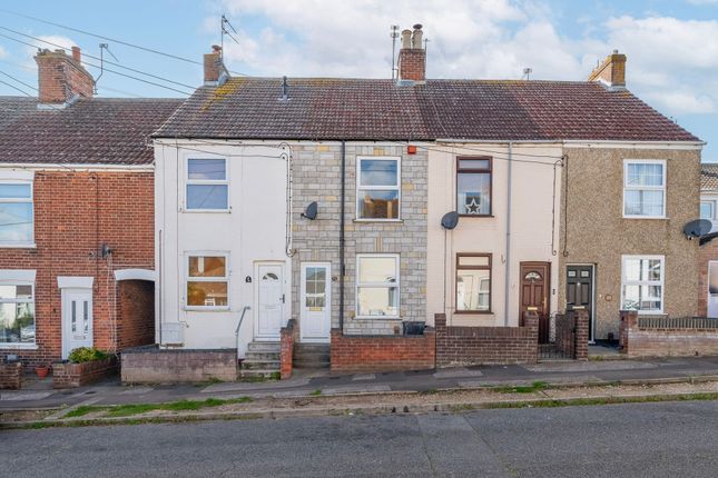 Moyes Road, Oulton Broad 2 bed terraced house for sale