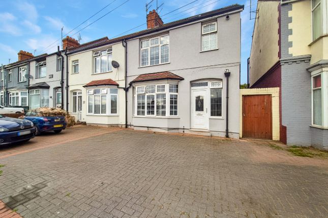 Leagrave Road, Luton, Bedfordshire... 4 bed end of terrace house for sale