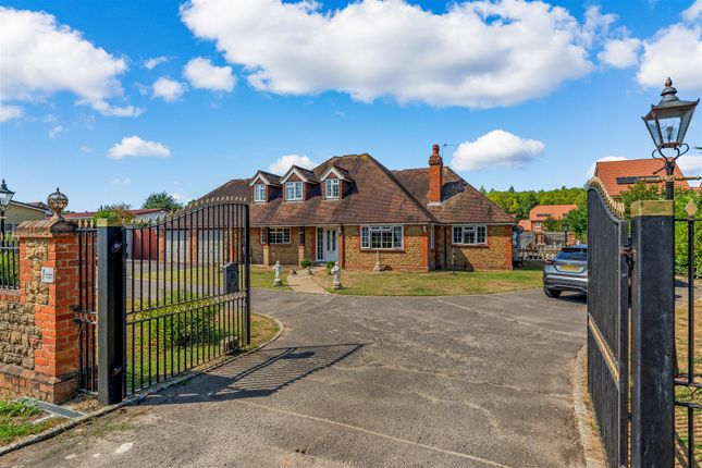 Aldershot Road, Worplesdon 3 bed bungalow for sale
