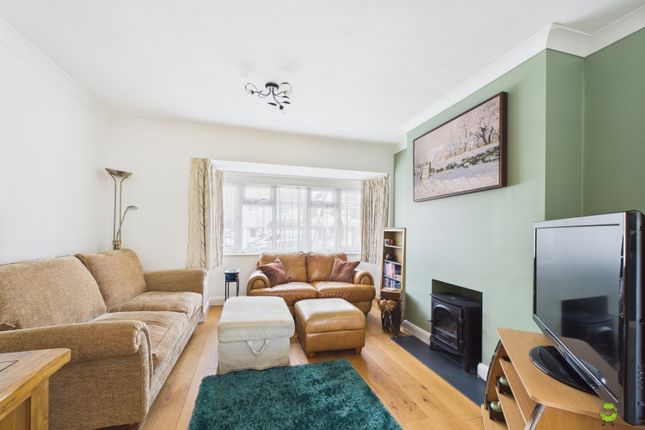 14 BELVEDERE ROAD, BEXLEYHEATH 3 bed semi