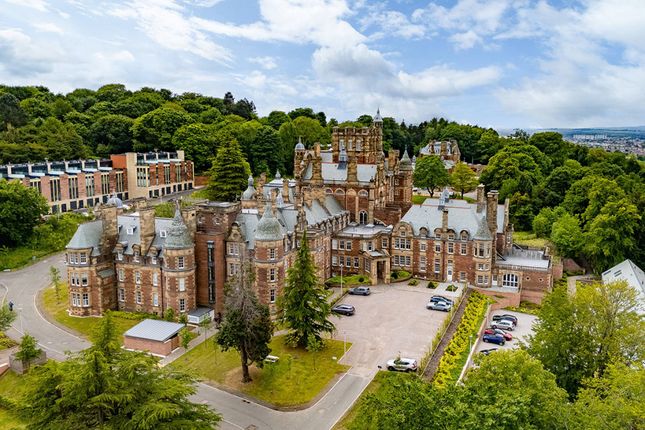 Flat 7 49 Sassoon Grove... 4 bed flat for sale