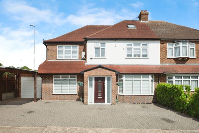 6 bedroom semi-detached house for sale