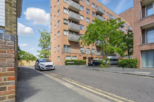 2 bed flat