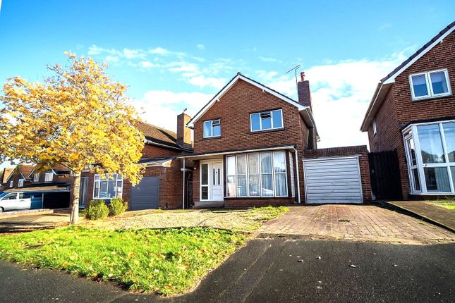 Windsor Road, Lawns, Swindon... 3 bed detached house for sale