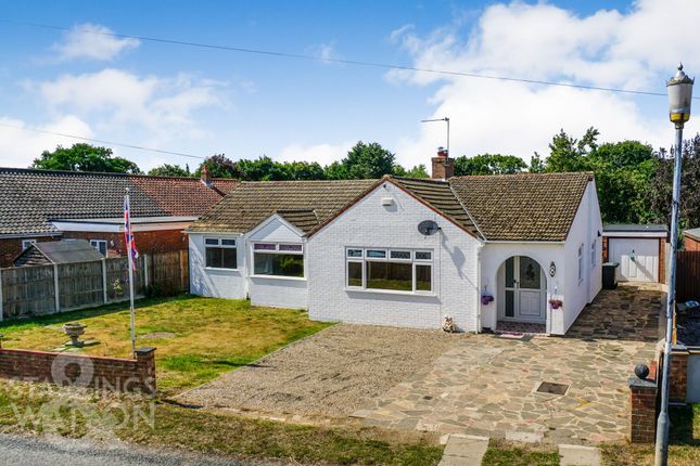 Common Road, Hemsby, Great Yarmouth 3 bed detached bungalow for sale